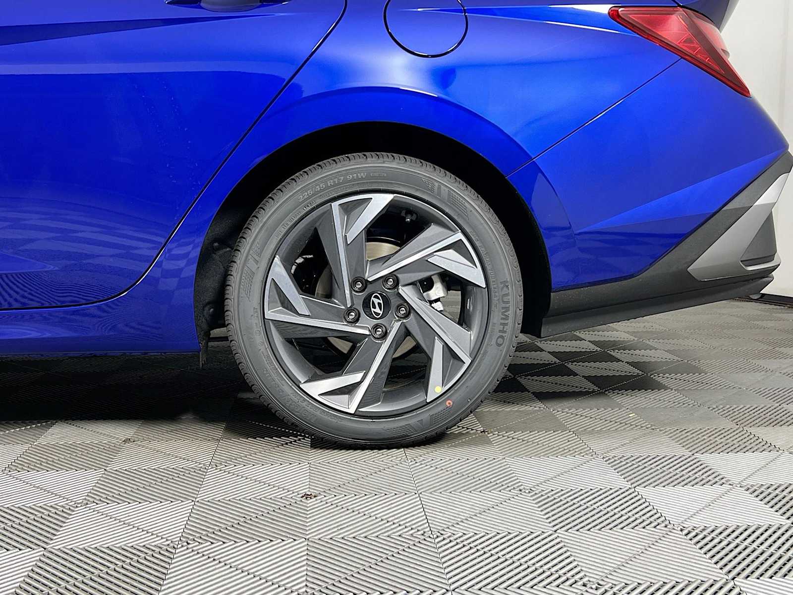 2025 Hyundai Elantra SEL Sport - Photo 18