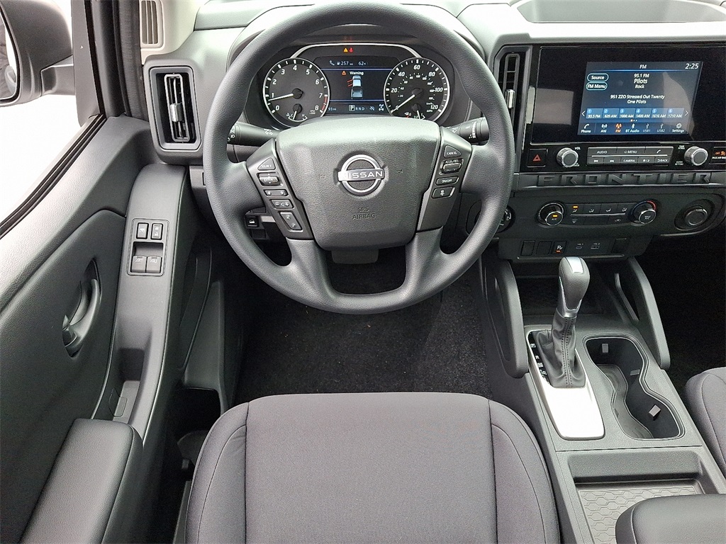 2026 Nissan Frontier S - Photo 7