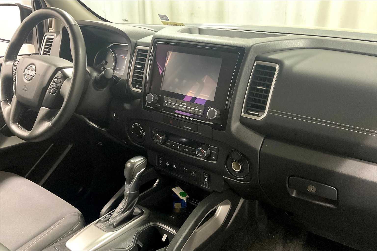 2023 Nissan Frontier SV - Photo 14
