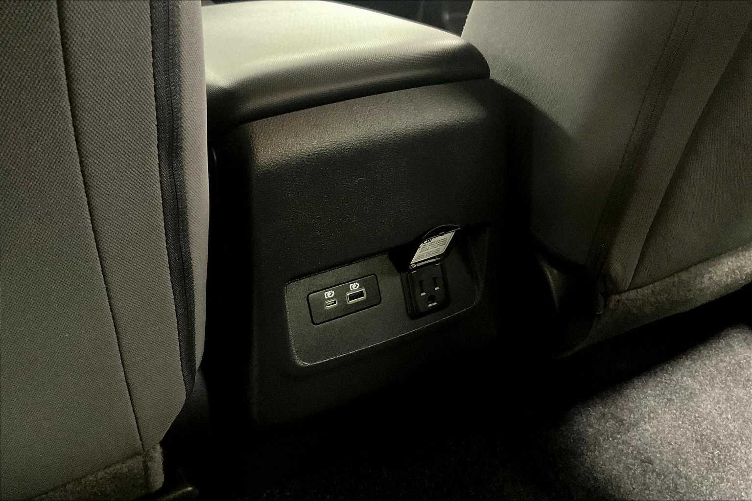 2023 Nissan Frontier SV - Photo 27