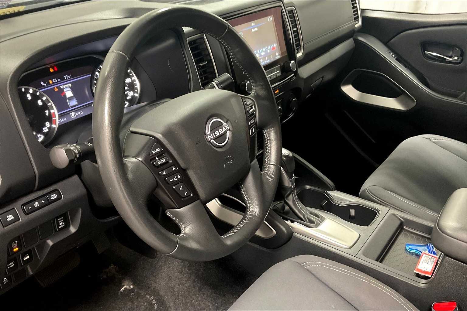 2023 Nissan Frontier SV - Photo 8