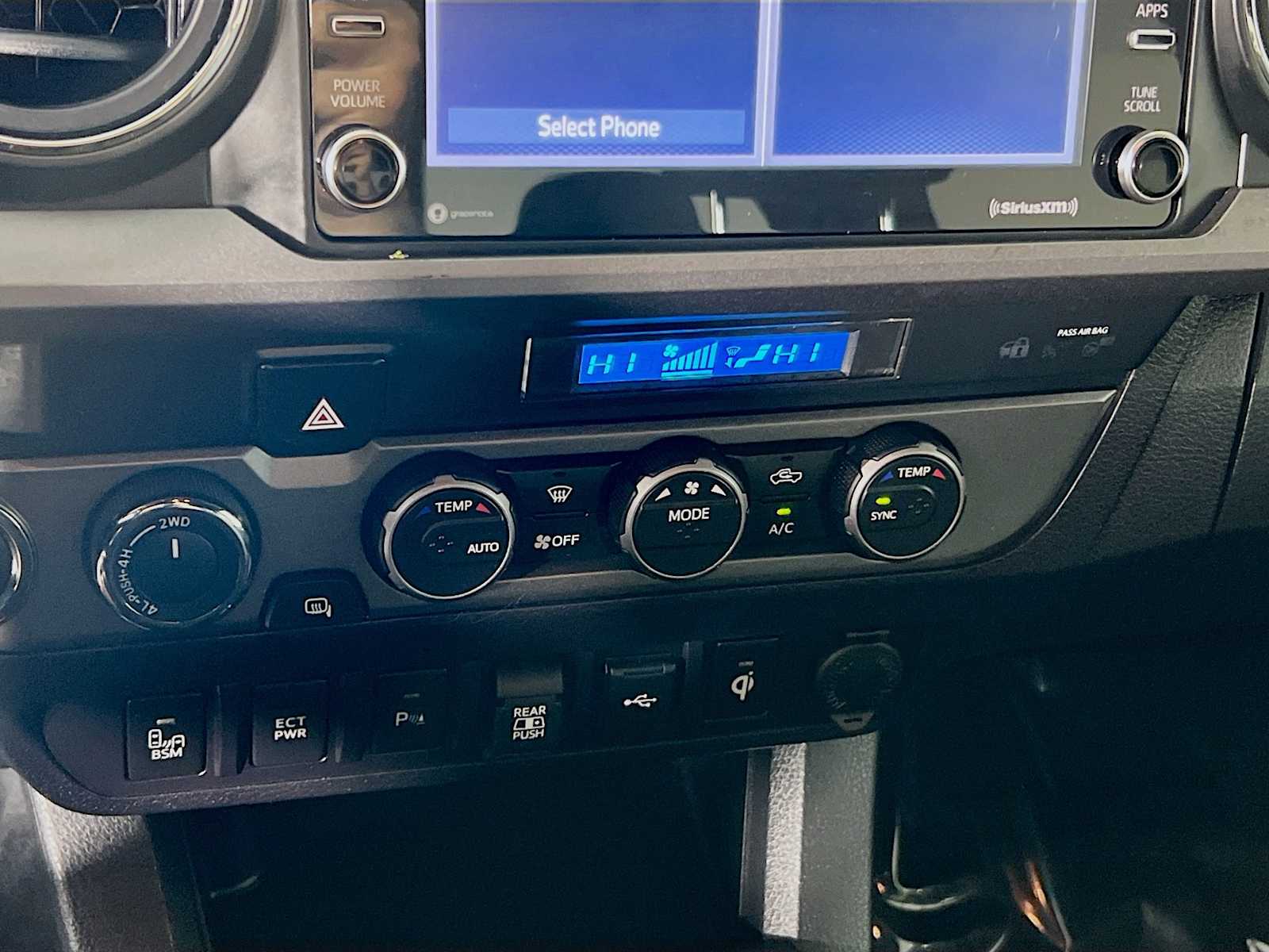 2022 Toyota Tacoma TRD Sport - Photo 15
