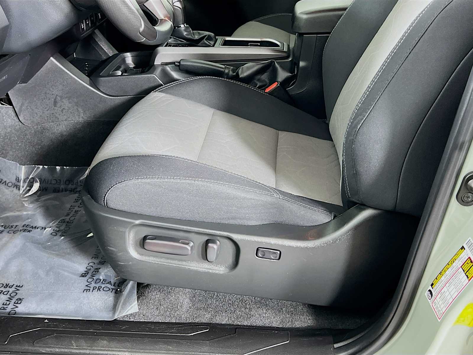 2022 Toyota Tacoma TRD Sport - Photo 19