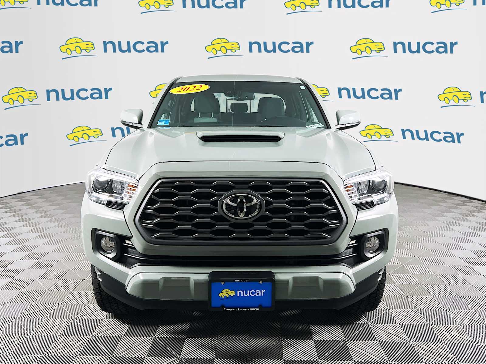 2022 Toyota Tacoma TRD Sport - Photo 2
