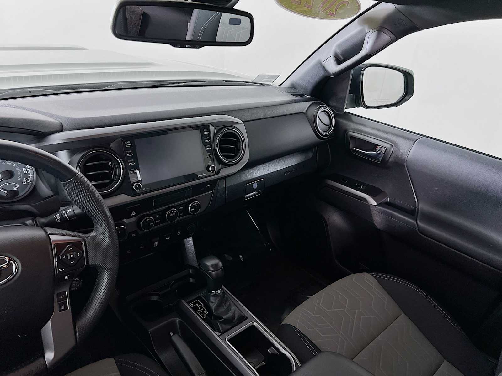 2022 Toyota Tacoma TRD Sport - Photo 22