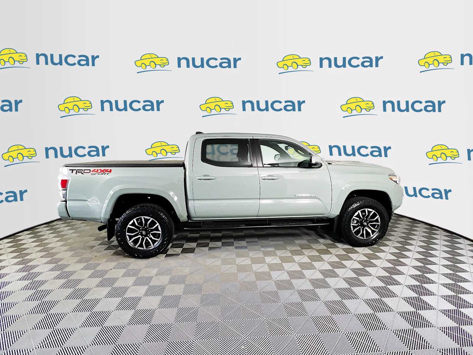 2022 Toyota Tacoma TRD Sport - Photo 8