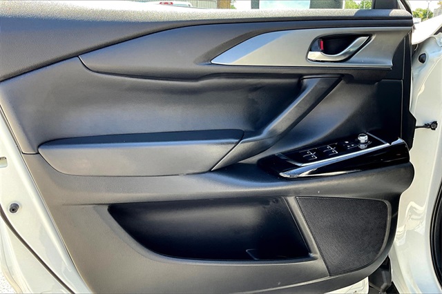 2023 Mazda CX-9 Touring - Photo 9