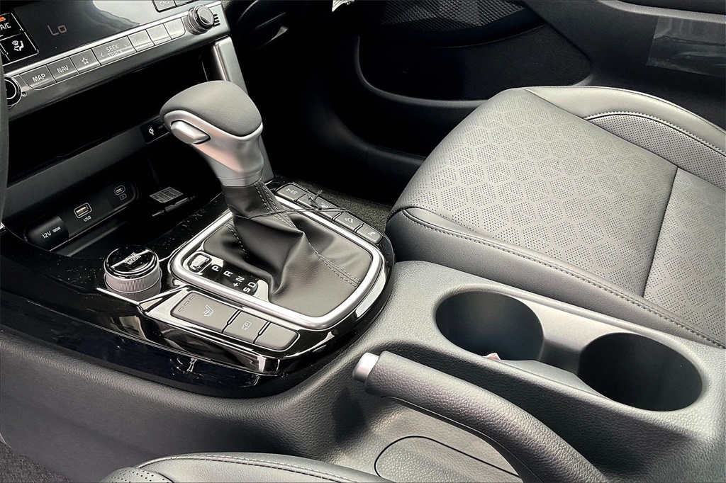 2025 Kia Seltos EX - Photo 14