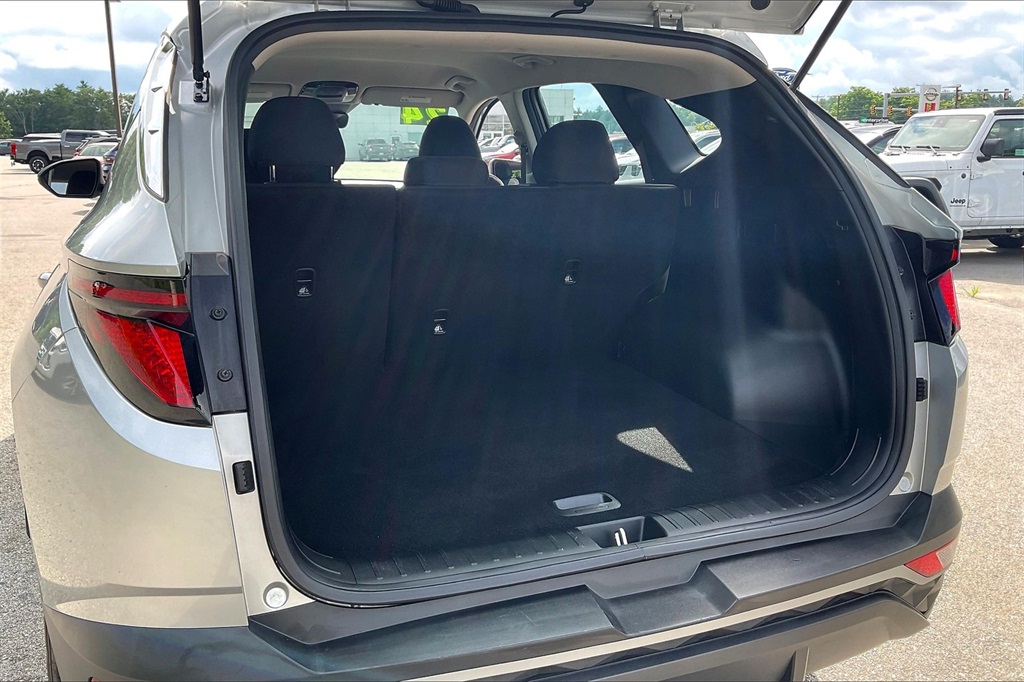 2024 Hyundai Tucson SE - Photo 32