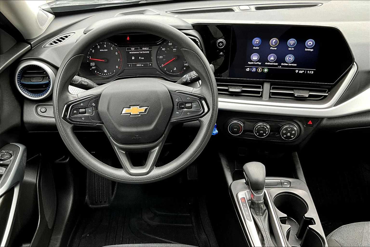2024 Chevrolet Trax LS - Photo 17