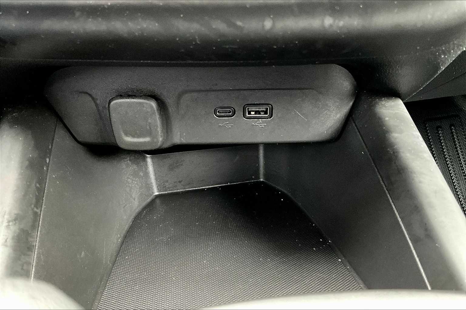 2024 Chevrolet Trax LS - Photo 25