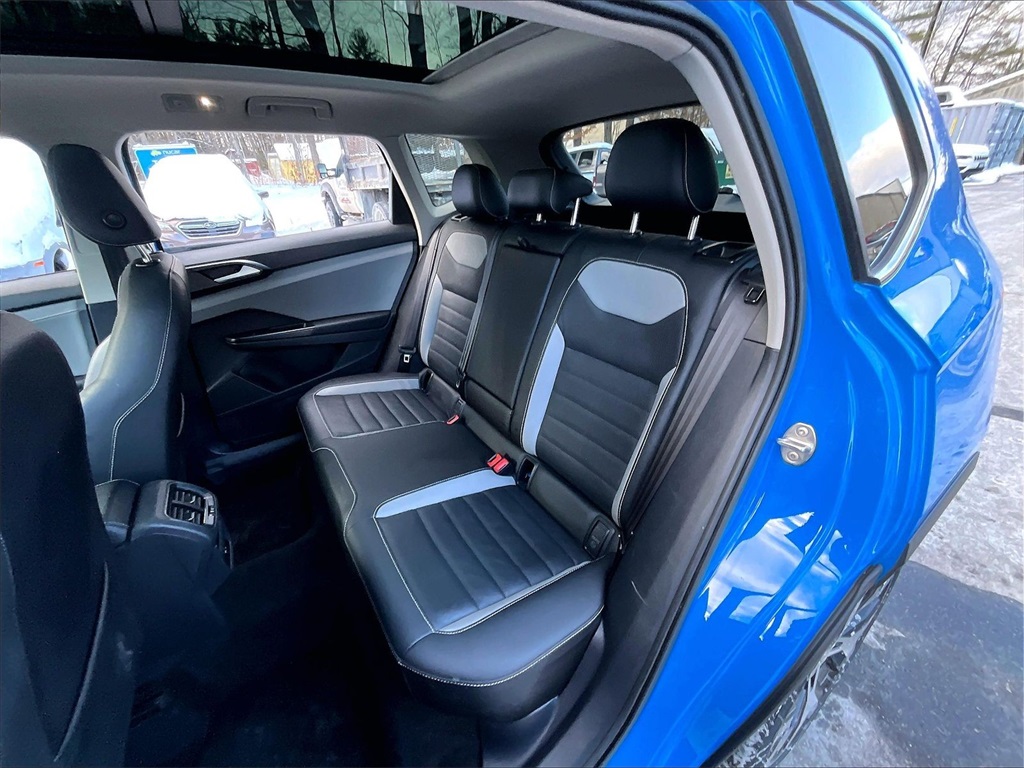 2023 Volkswagen Taos 1.5T SEL - Photo 15