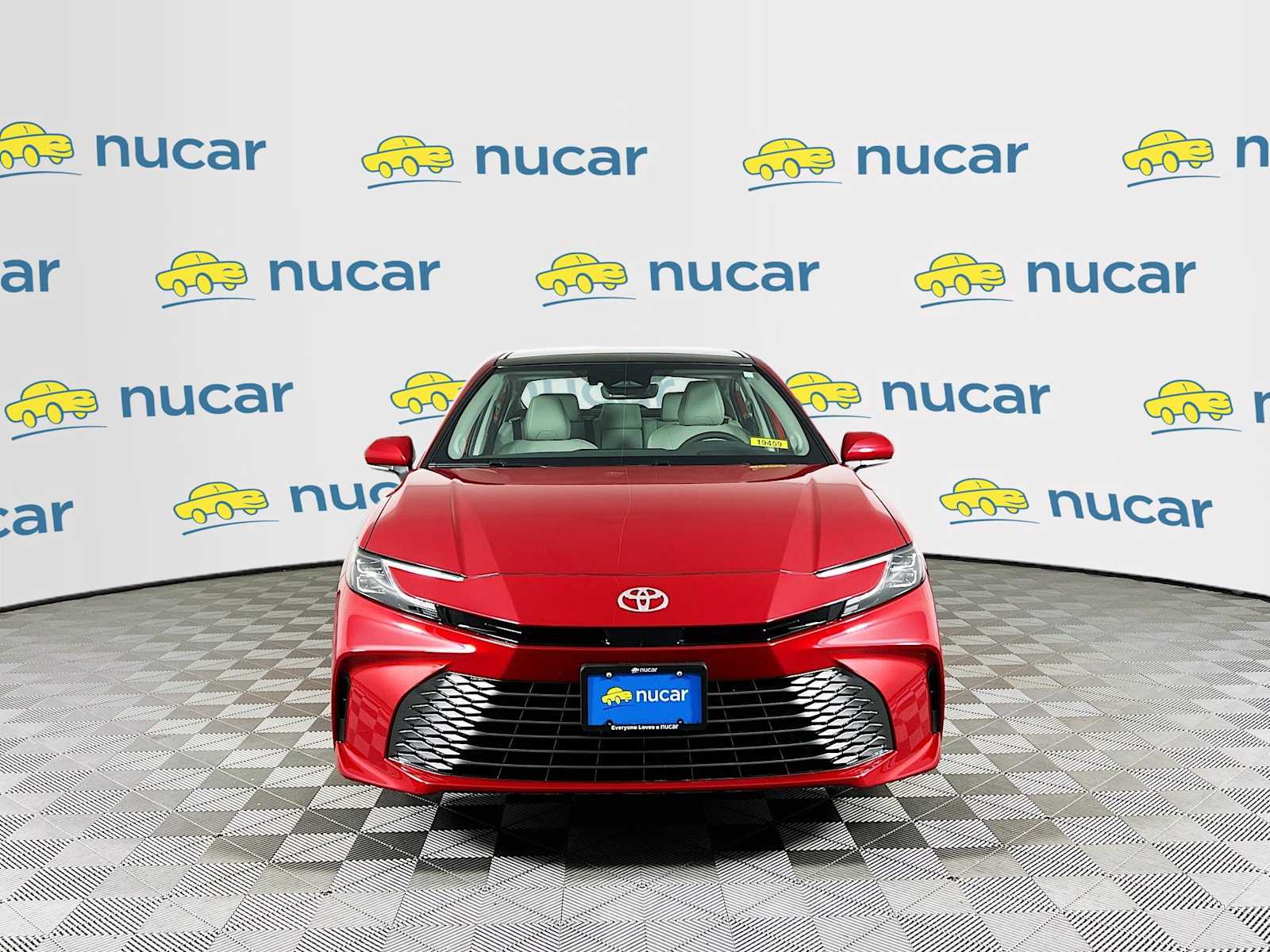 2025 Toyota Camry XLE - Photo 2