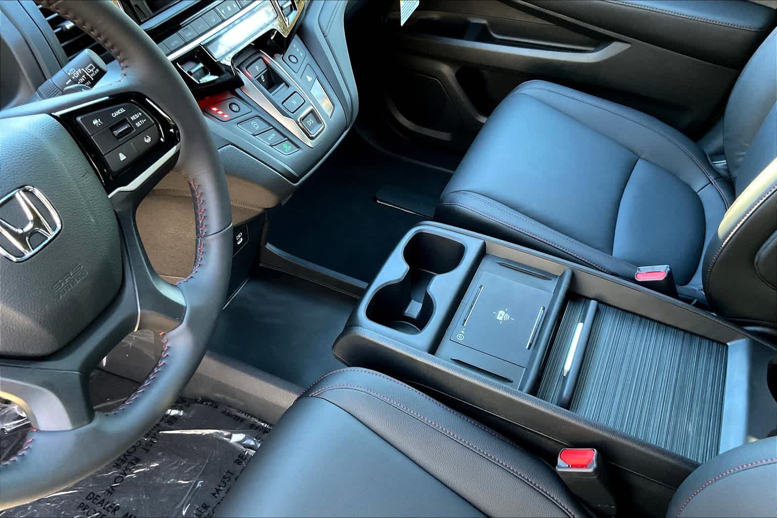 2025 Honda Odyssey Sport-L - Photo 14