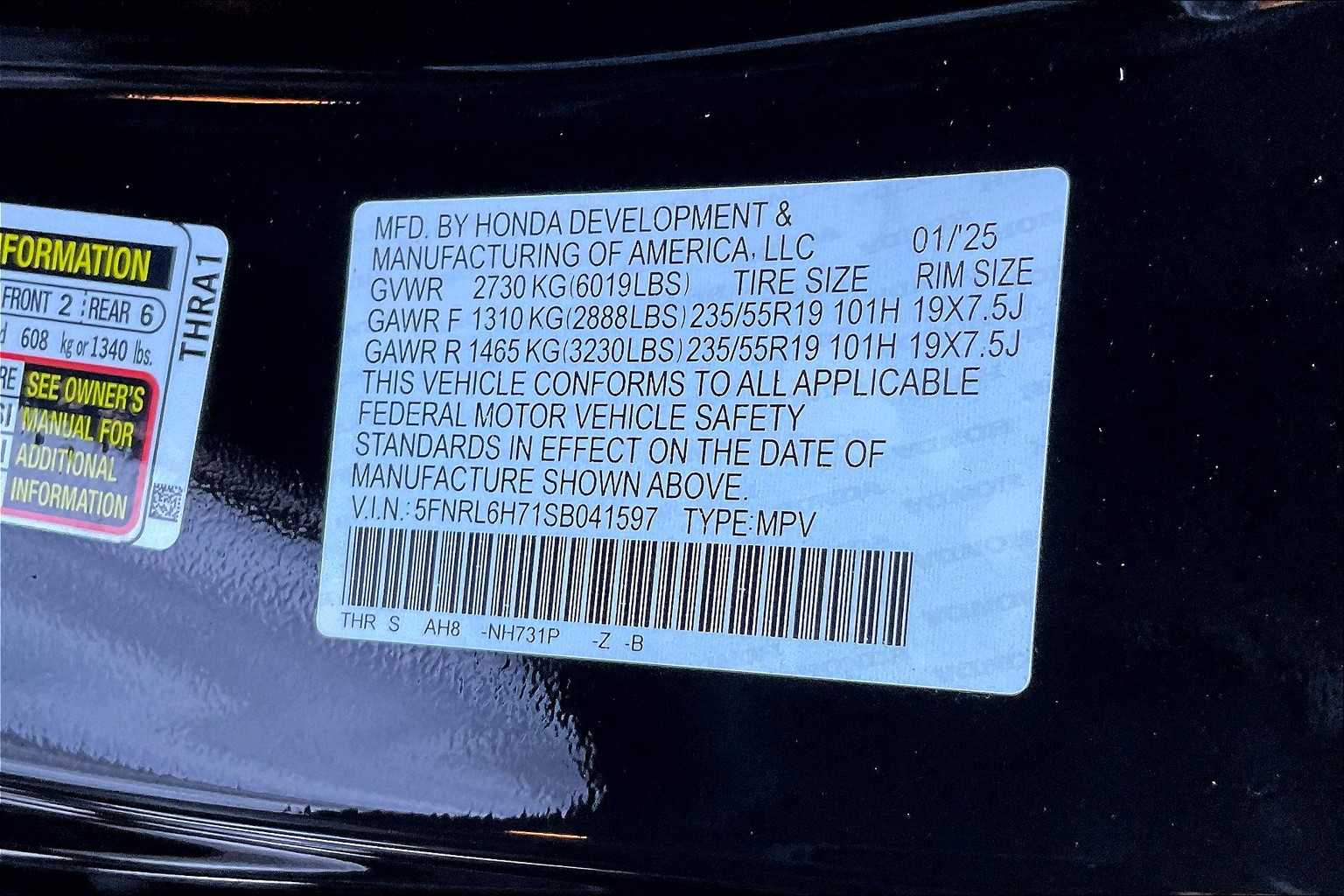 2025 Honda Odyssey Sport-L - Photo 18