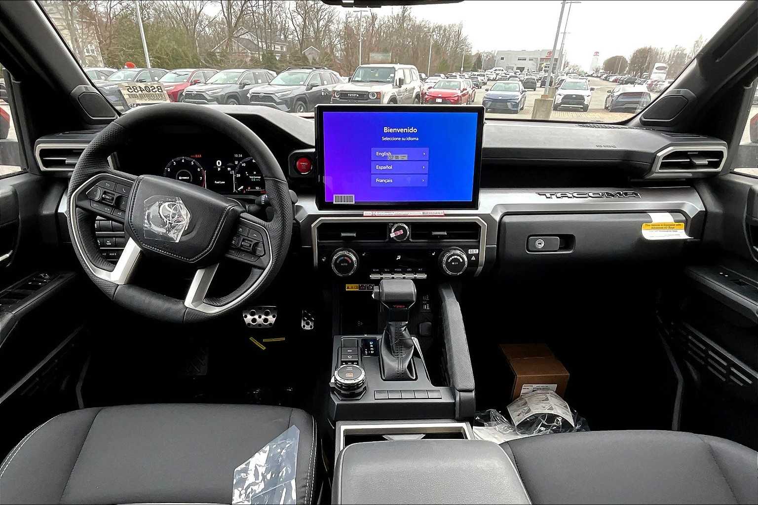2025 Toyota Tacoma TRD Sport - Photo 12