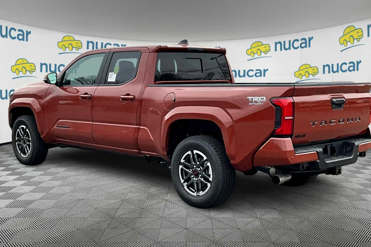 2025 Toyota Tacoma TRD Sport - Photo 5