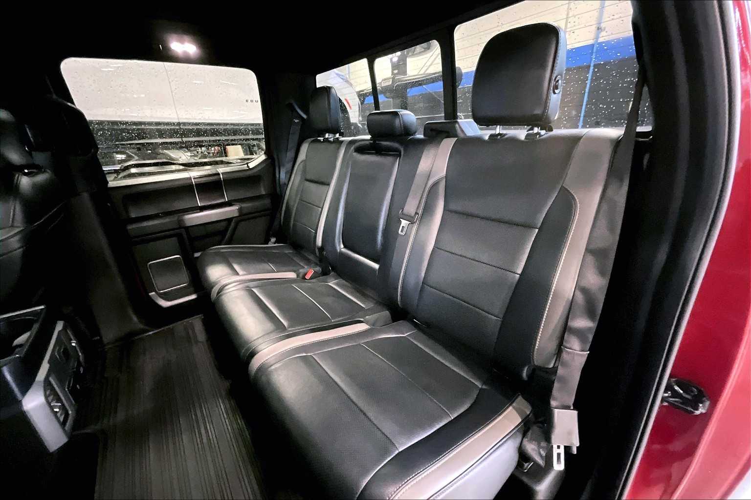 2017 Ford F-150 Raptor - Photo 15