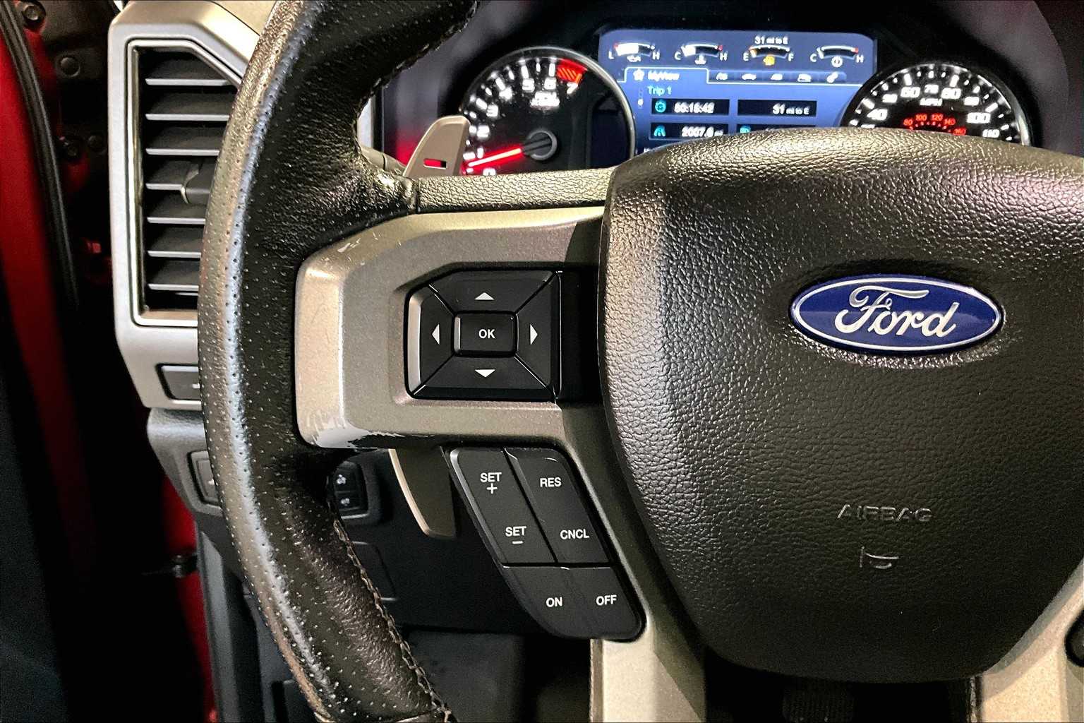 2017 Ford F-150 Raptor - Photo 23