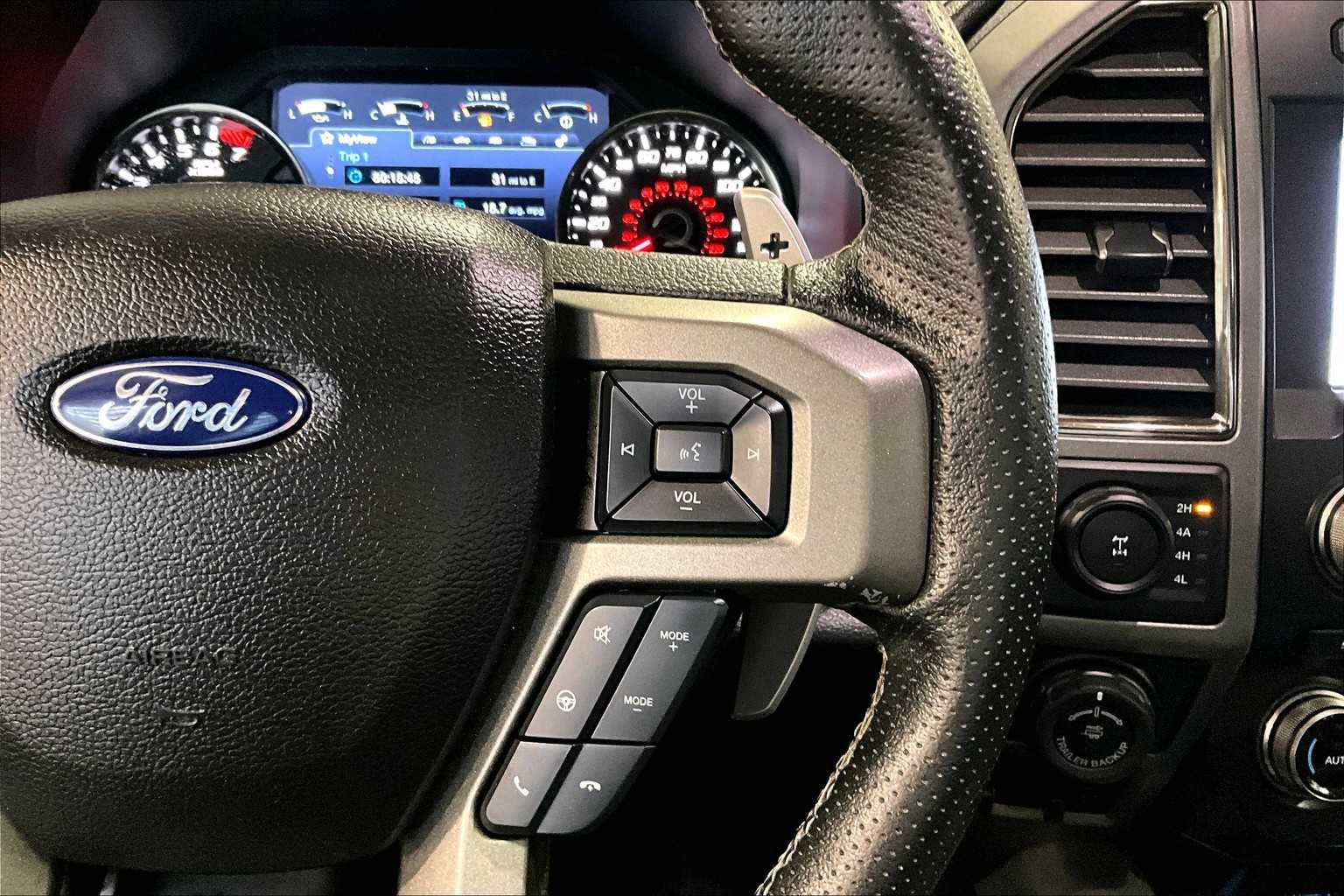 2017 Ford F-150 Raptor - Photo 24