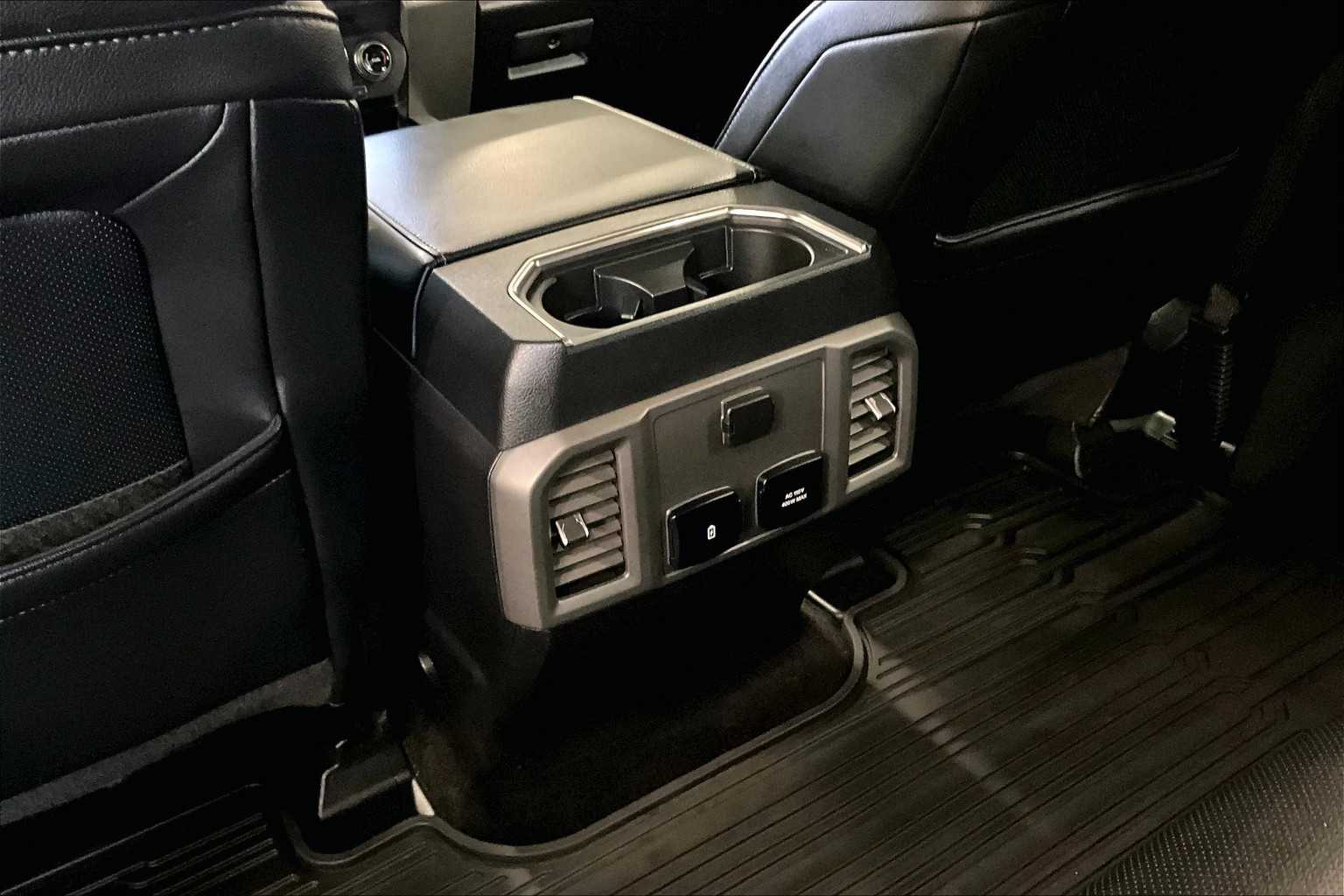 2017 Ford F-150 Raptor - Photo 28