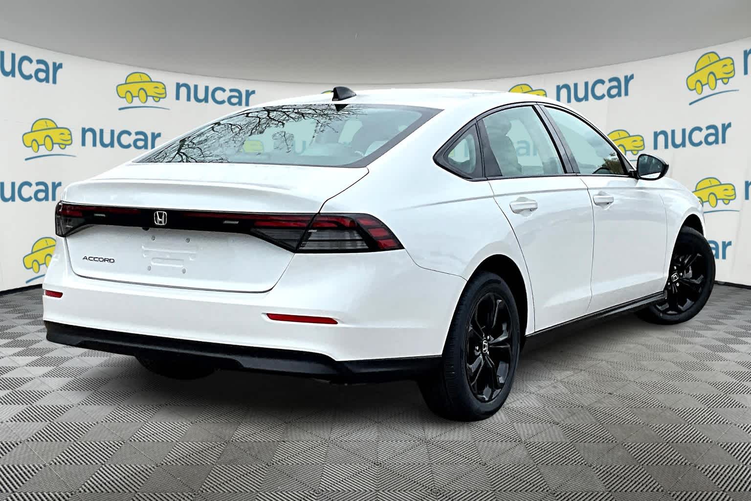 2025 Honda Accord SE - Photo 7