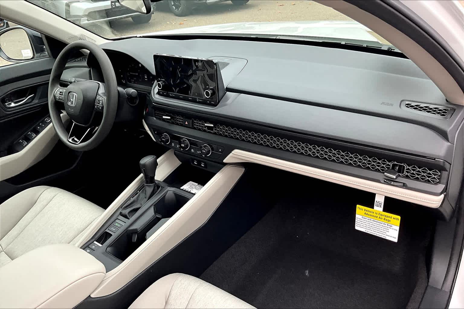 2025 Honda Accord SE - Photo 10