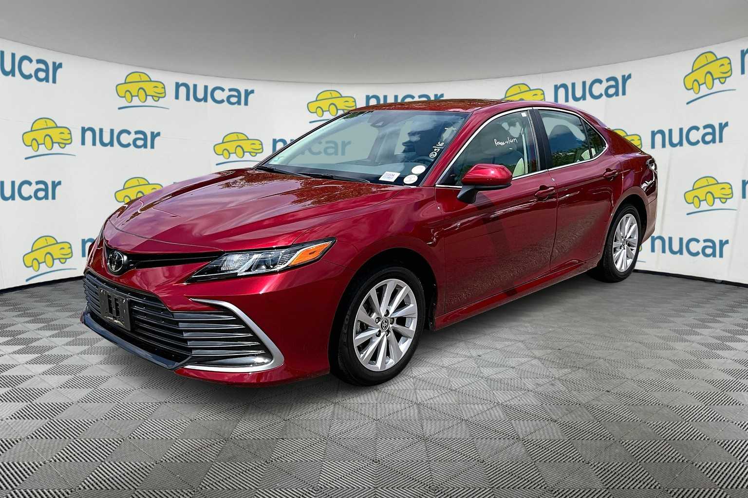 2022 Toyota Camry LE - Photo 2