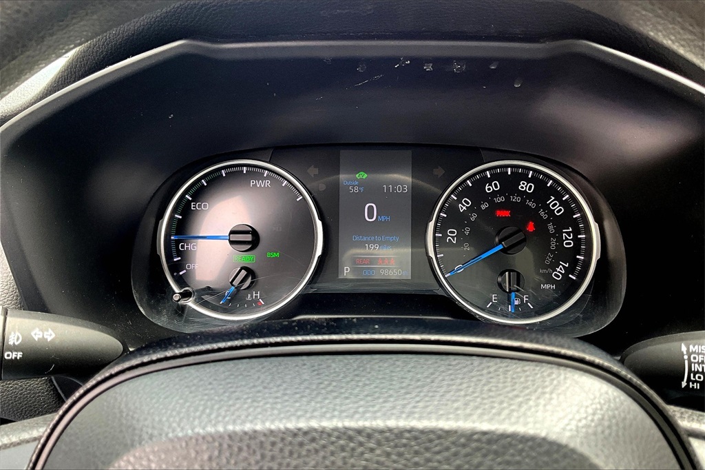 2021 Toyota RAV4 Hybrid XLE - Photo 24
