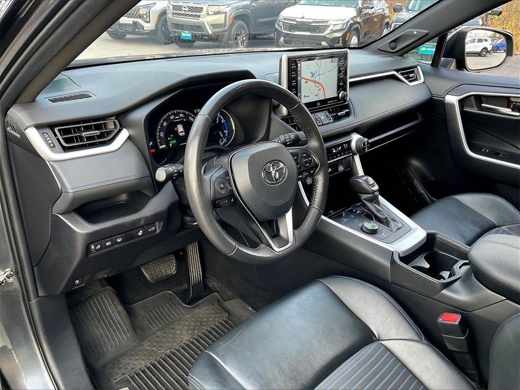 2021 Toyota RAV4 Hybrid XSE - Photo 8