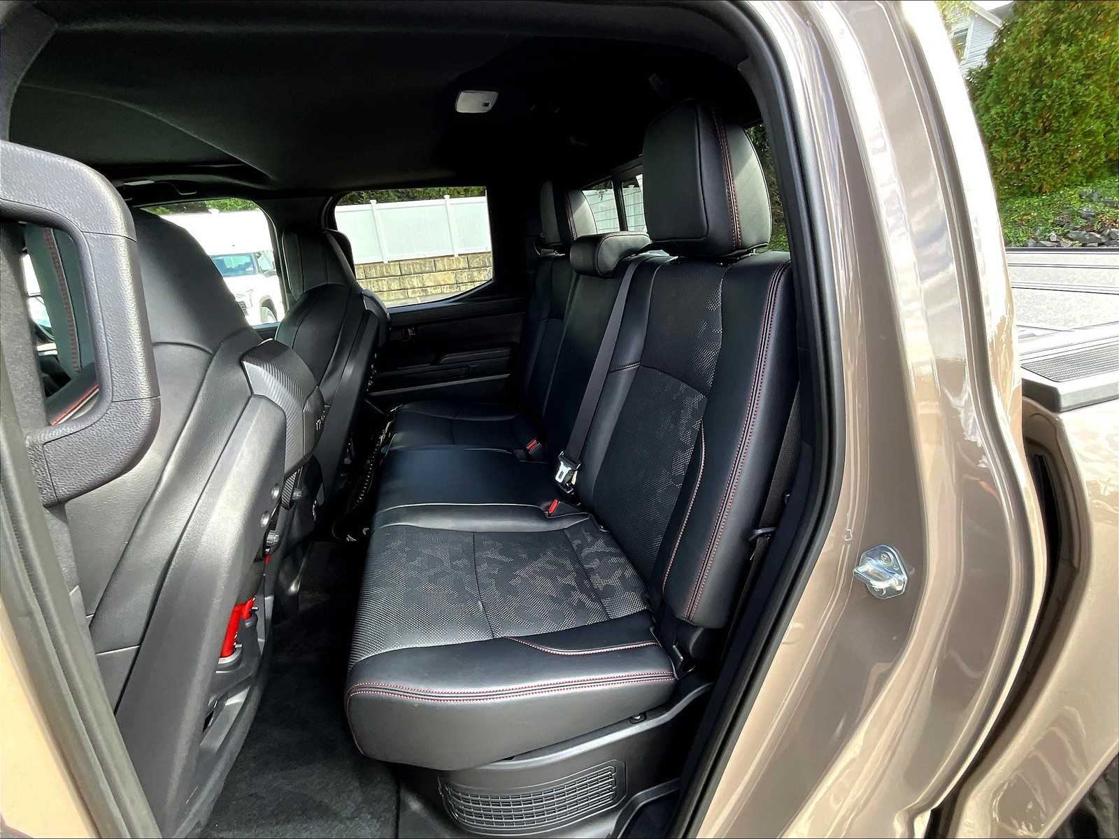 2025 Toyota Tacoma TRD Pro Hybrid - Photo 15