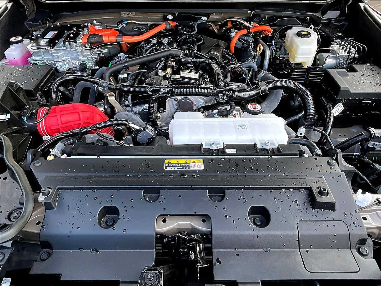 2025 Toyota Tacoma TRD Pro Hybrid - Photo 30