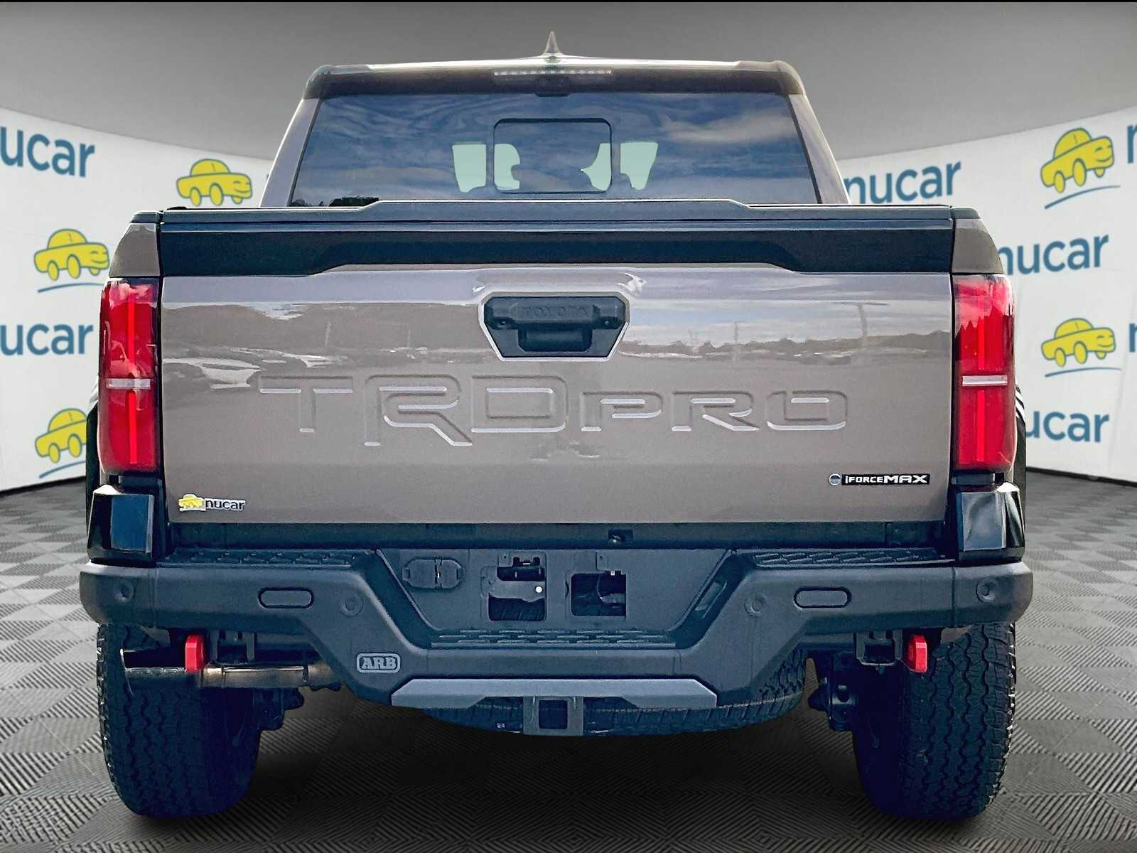 2025 Toyota Tacoma TRD Pro Hybrid - Photo 5