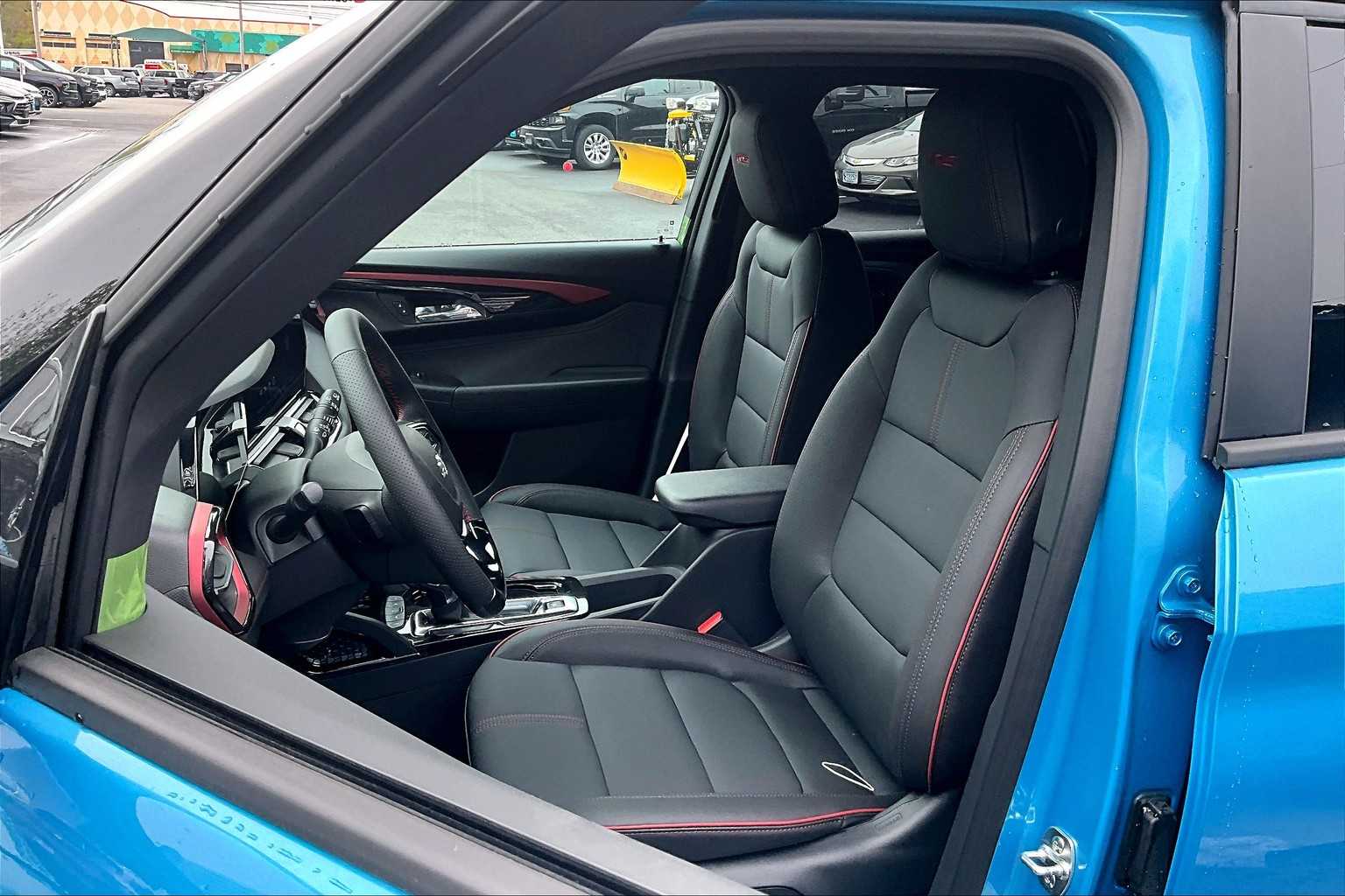 2025 Chevrolet TrailBlazer RS - Photo 11