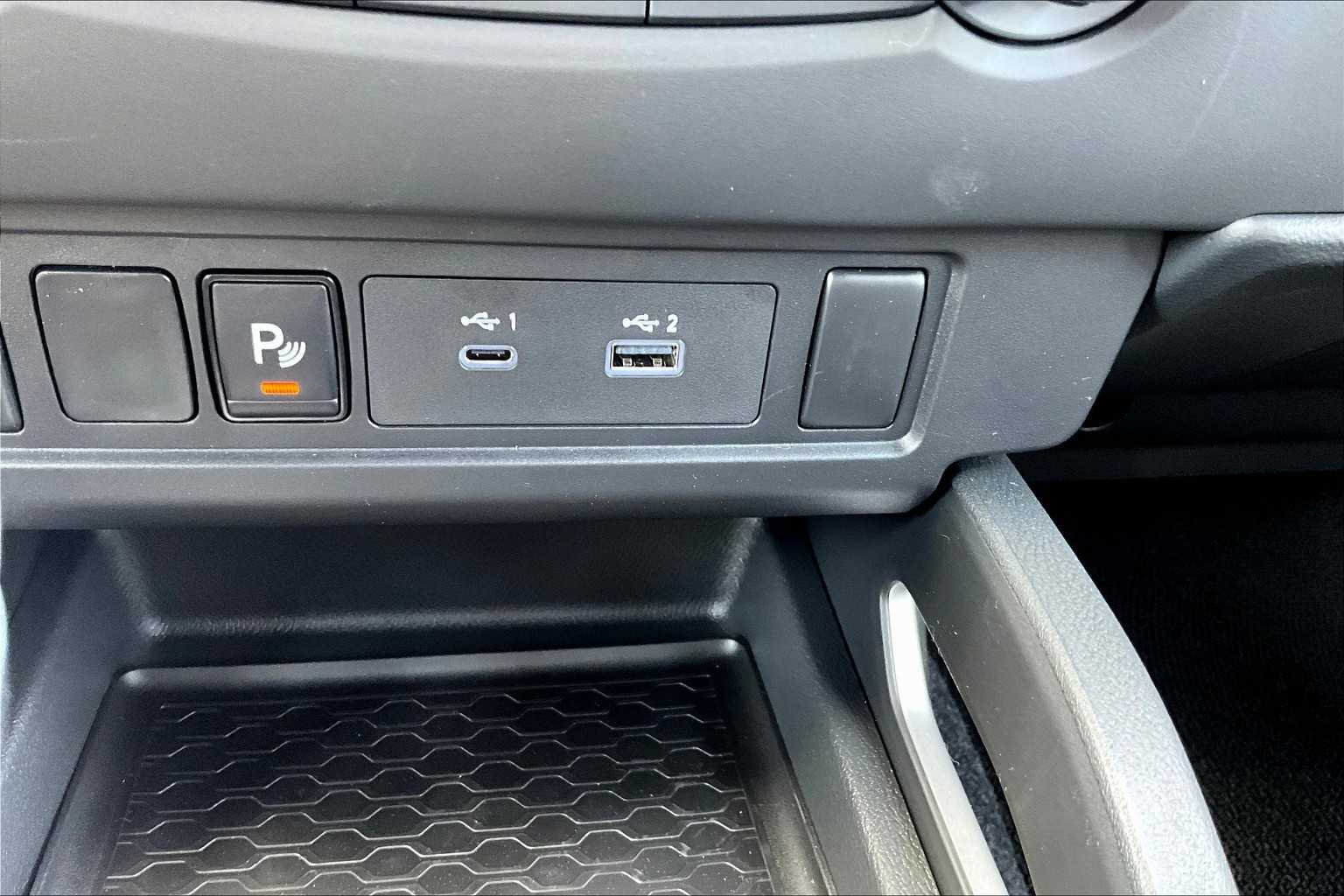 2025 Nissan Frontier SV - Photo 25