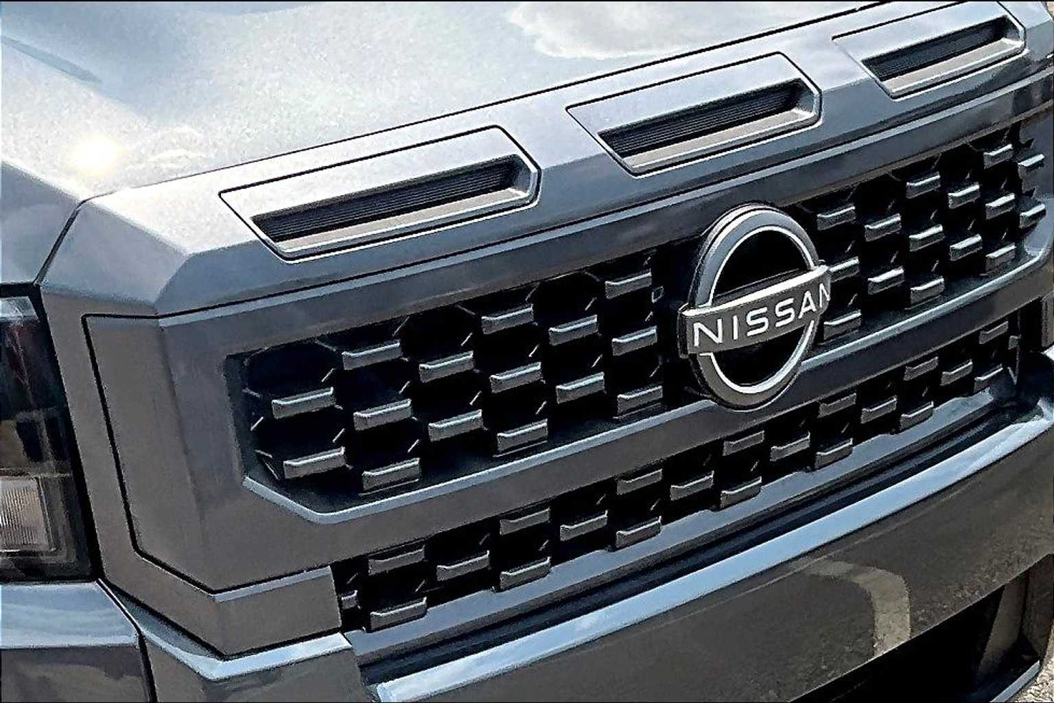 2025 Nissan Frontier SV - Photo 31