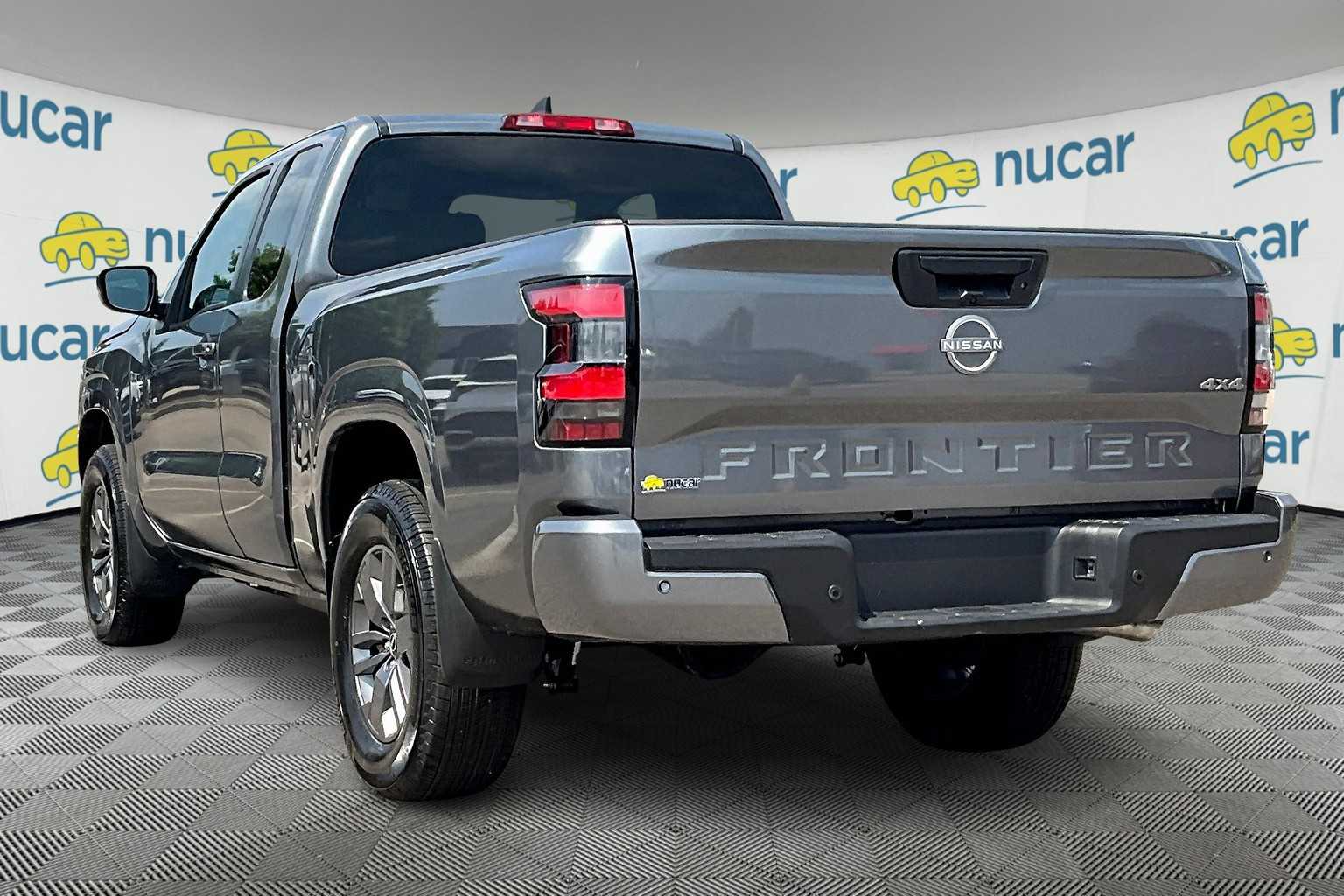 2025 Nissan Frontier SV - Photo 4