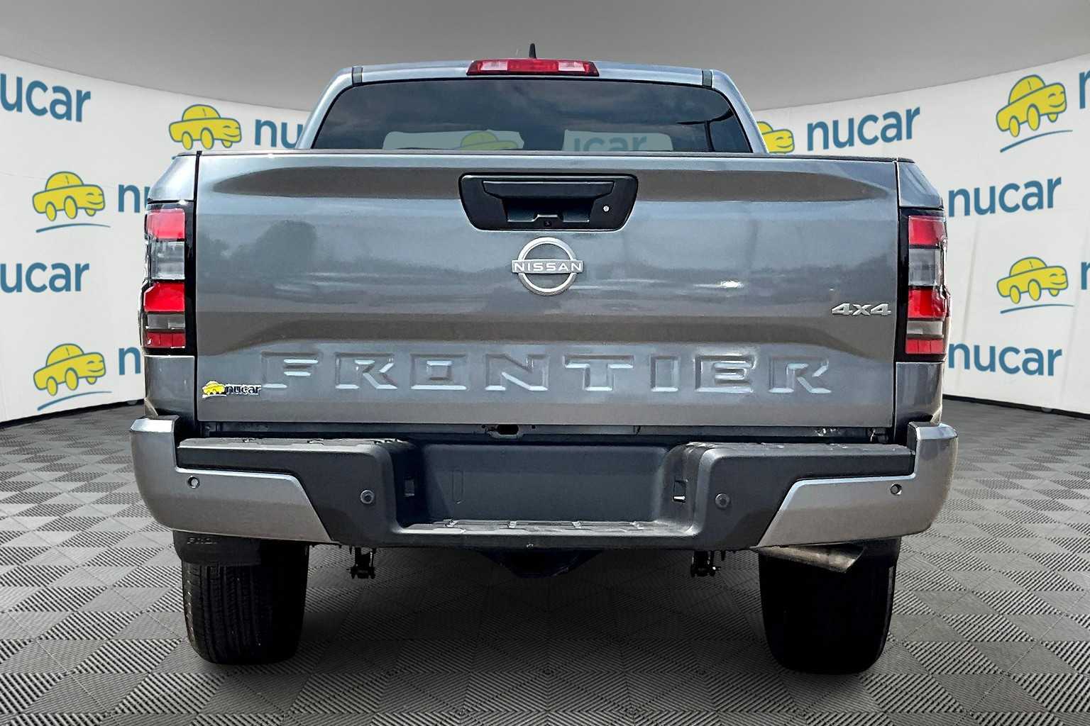2025 Nissan Frontier SV - Photo 5