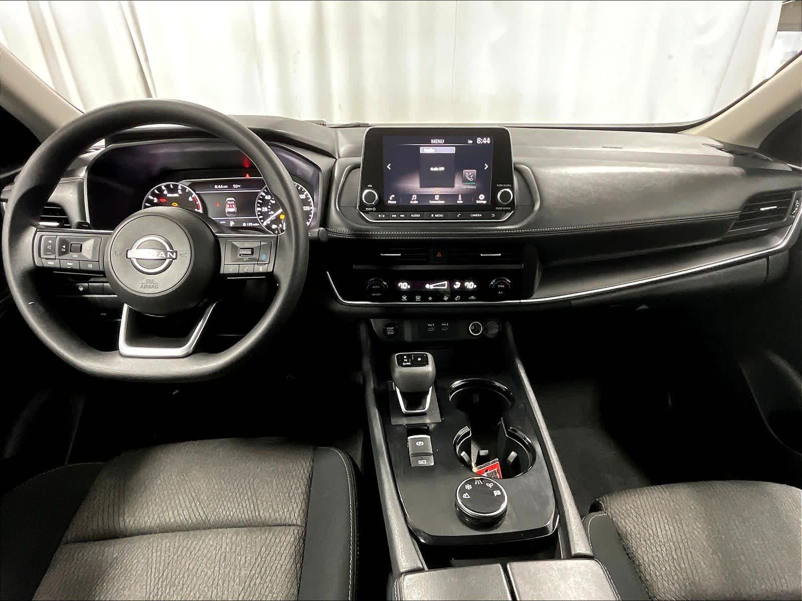 2024 Nissan Rogue SV - Photo 21