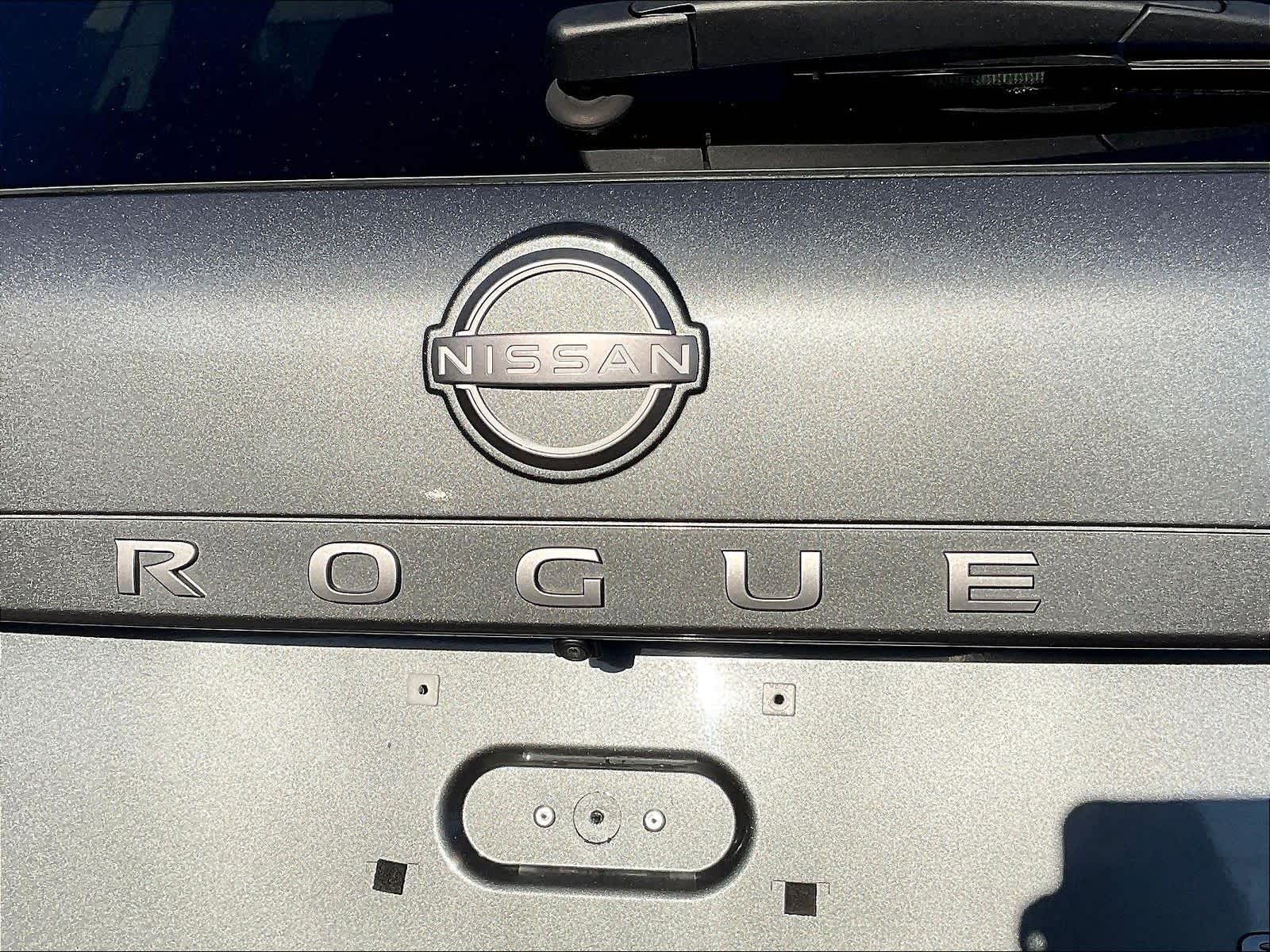 2024 Nissan Rogue SV - Photo 28
