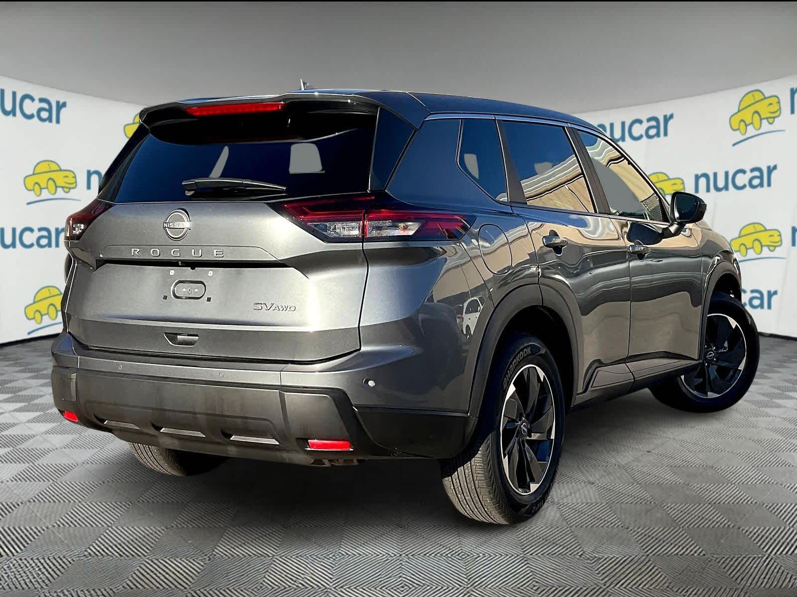 2024 Nissan Rogue SV - Photo 6