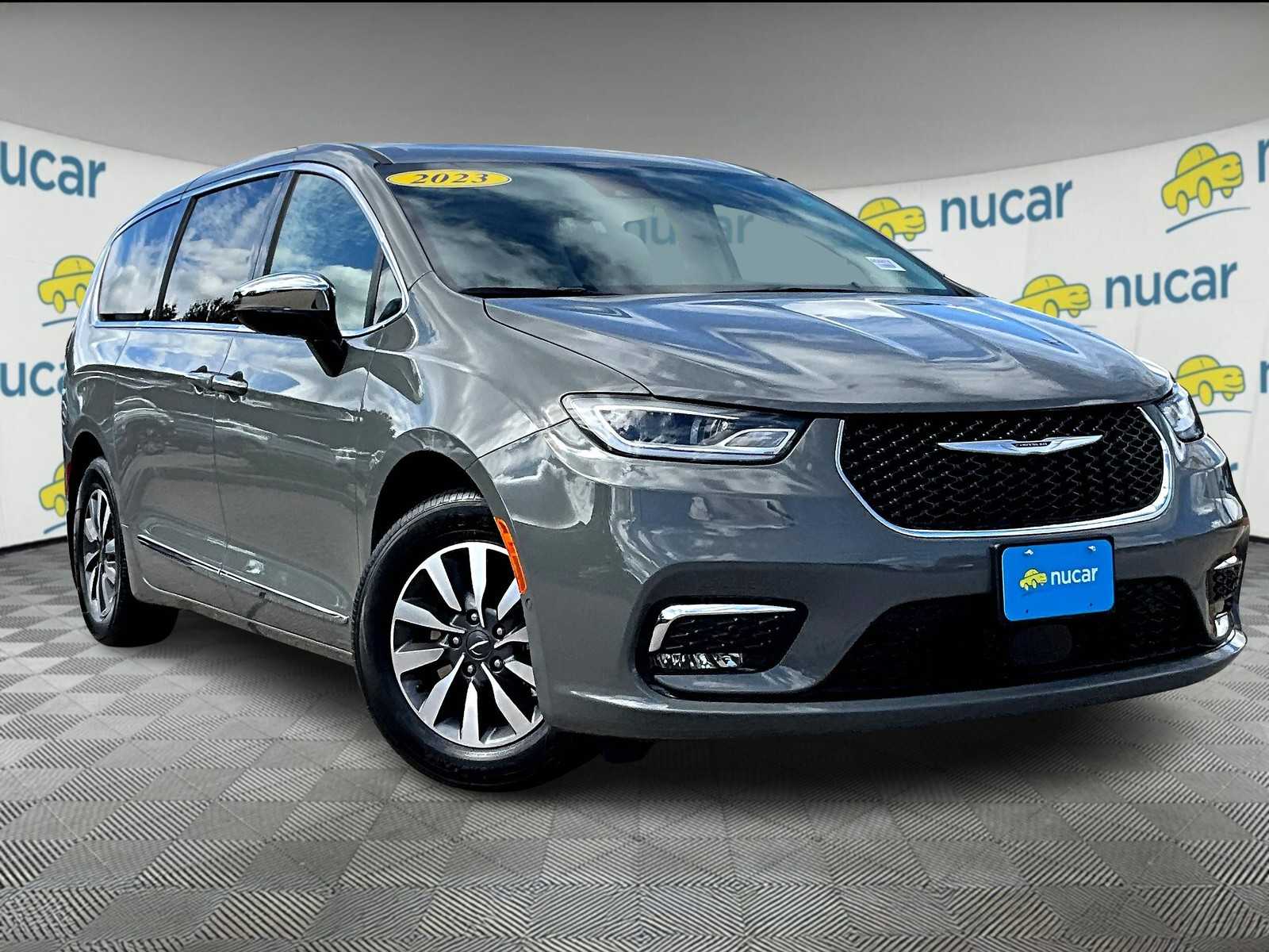 2023 Chrysler Pacifica Hybrid Limited