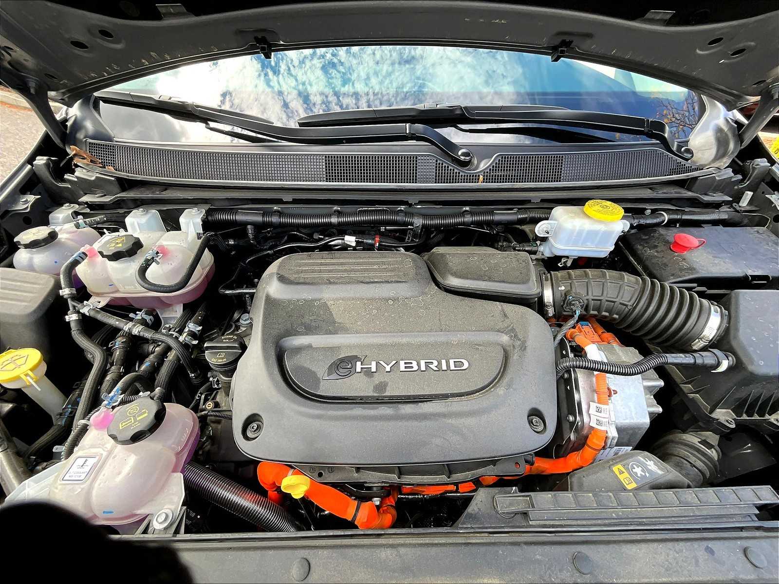 2023 Chrysler Pacifica Hybrid Limited - Photo 29