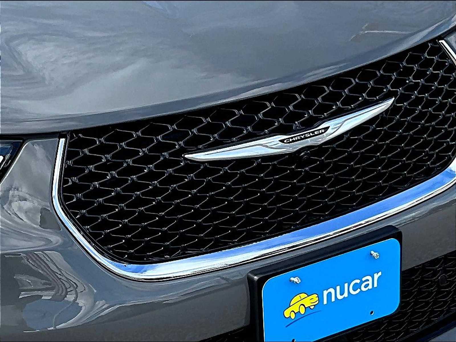 2023 Chrysler Pacifica Hybrid Limited - Photo 31