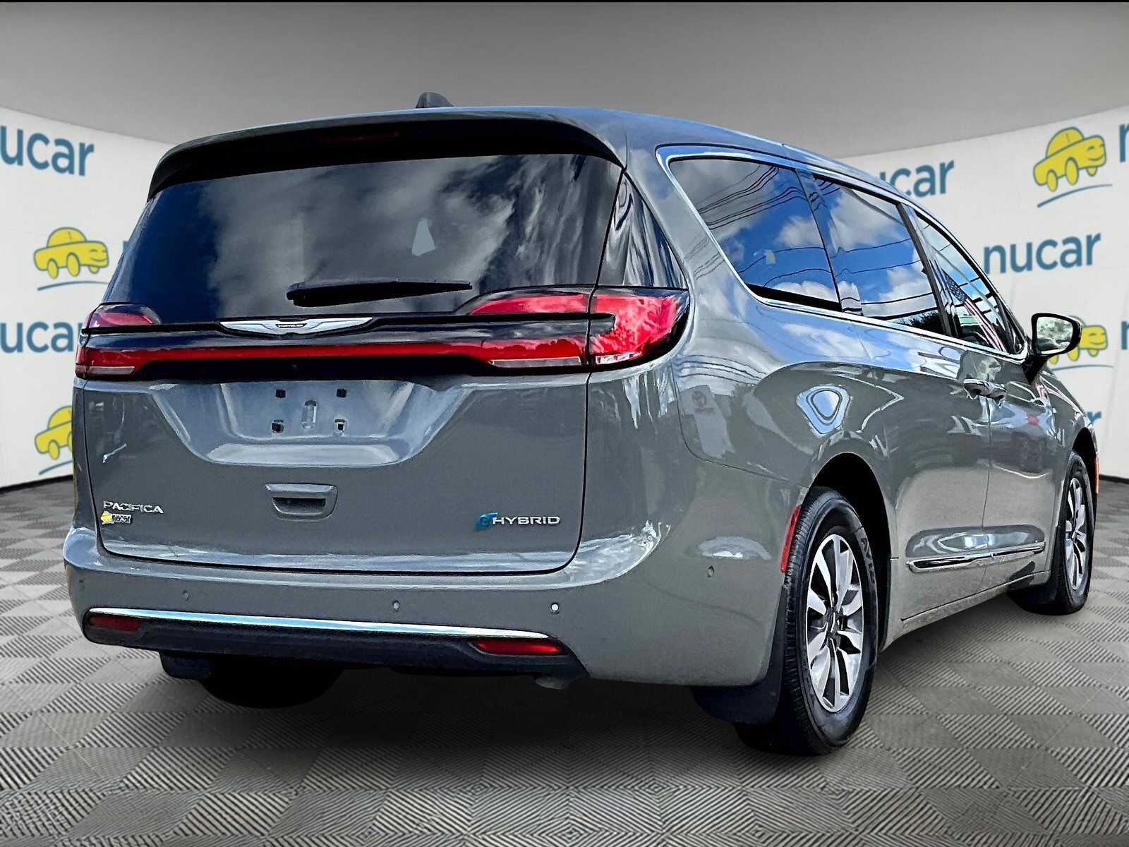 2023 Chrysler Pacifica Hybrid Limited - Photo 6