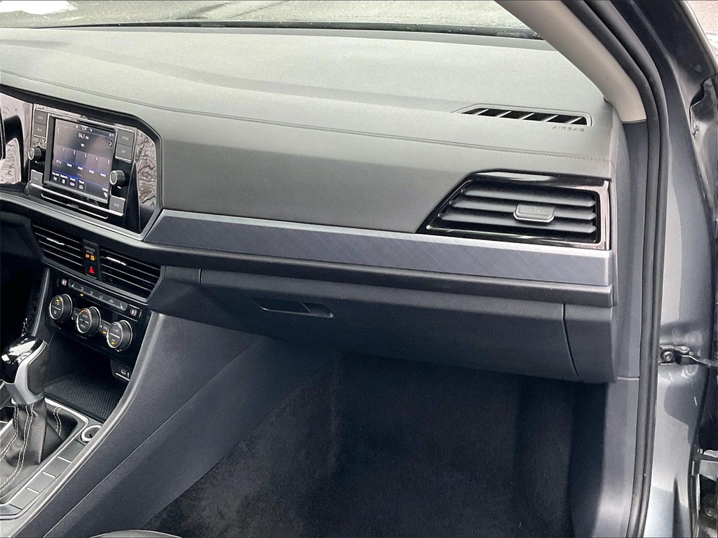 2024 Volkswagen Jetta 1.5T SE - Photo 12