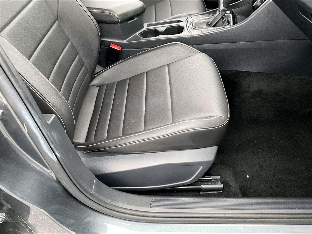 2024 Volkswagen Jetta 1.5T SE - Photo 33