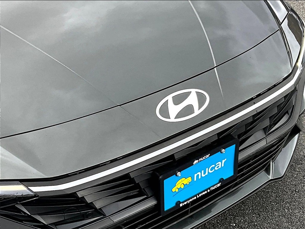 2025 Hyundai Elantra SEL Sport - Photo 29
