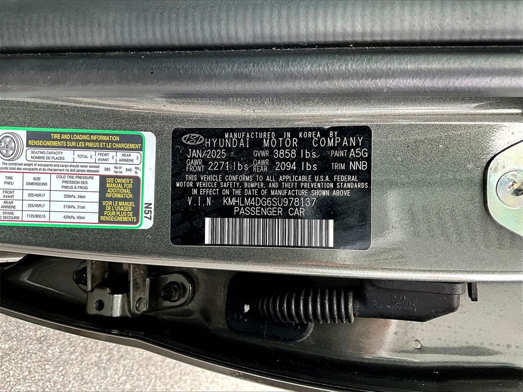 2025 Hyundai Elantra SEL Sport - Photo 32