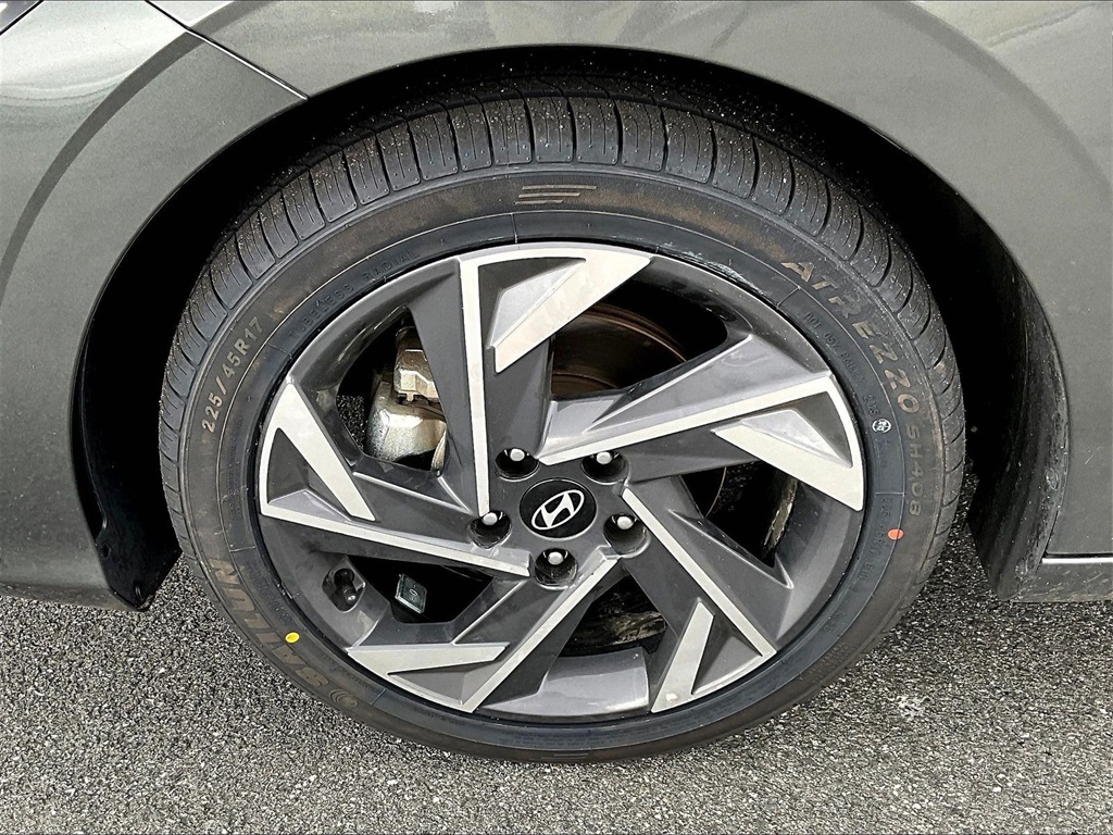 2025 Hyundai Elantra SEL Sport - Photo 7